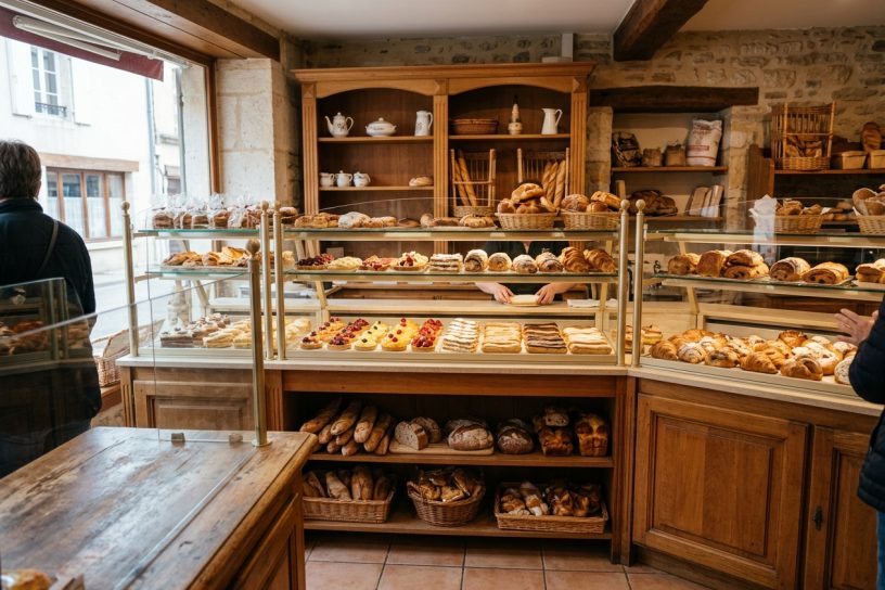 Ladurée — Pâtisserie à Les Moulins